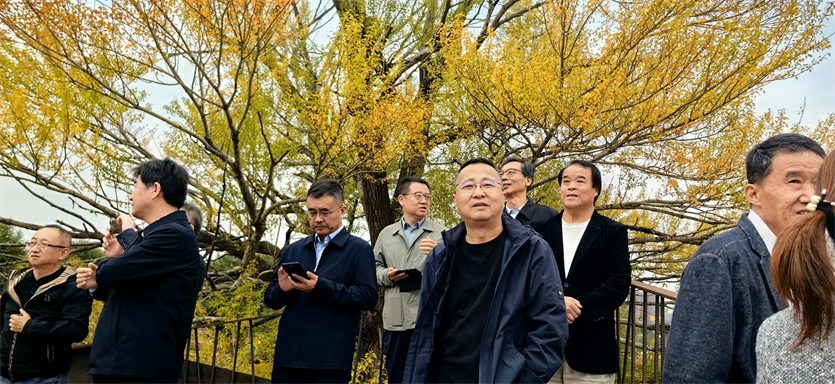 內蒙古自治區工程咨詢協會考察交流活動在西烏素圖村民中心圓滿舉行